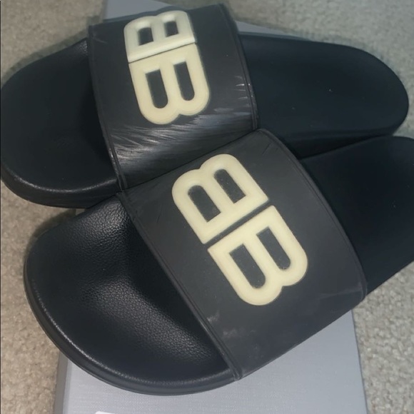 Balenciaga Pool Slide BB Black “Glow” - Picture 2 of 5